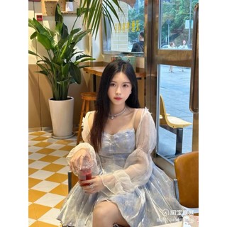 Đầm voan kèm khoác