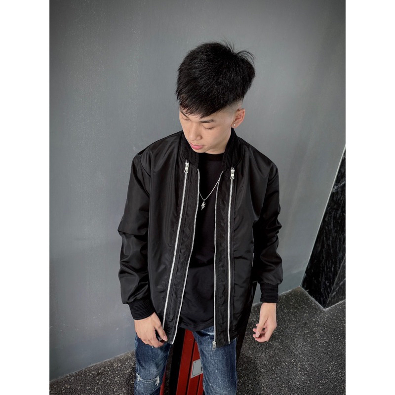 Áo khoác gió 3 khoá bản 2 lớp bo chun from unisex