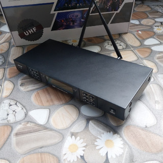 Micro Không Dây Shure - P810