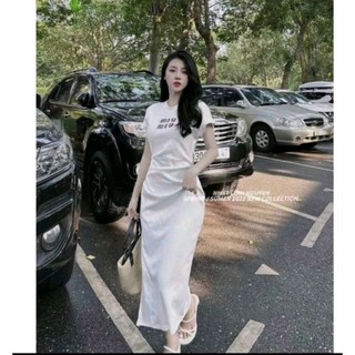 Váy miumiu 2 màu đen trắng siêu xinh( kèm ảnh thật)