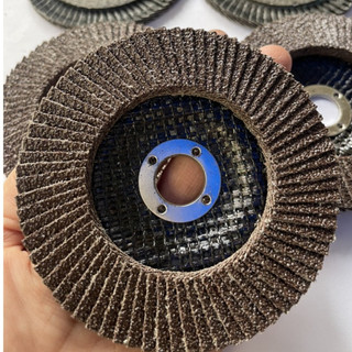Đĩa nhám xếp,ráp xếp nhám đen loại tốt gắng máy mài cầm tay - d100mm