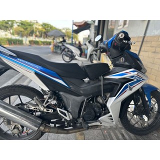 Ghế đi xe máy Winner cho bé (có gác chân)