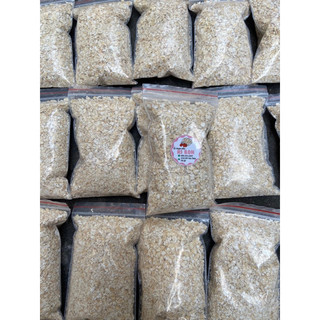 Thức ăn cho Ốc Mượn Hồn yến mạch