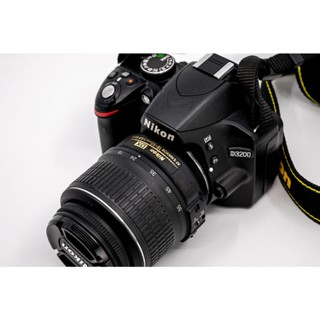Máy ảnh Nikon D3200 + kit 18-55mm - 24.1 Megapixels - Quay phim Full-HD 1080p Mới 95%