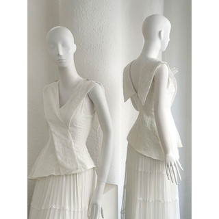 Set áo ren peplum nhẹ chân váy xoè