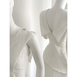 Set áo ren peplum nhẹ chân váy xoè