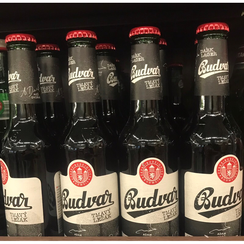 Thùng 24 chai Bia đen Budweiser Budvar (xuất được VAT)