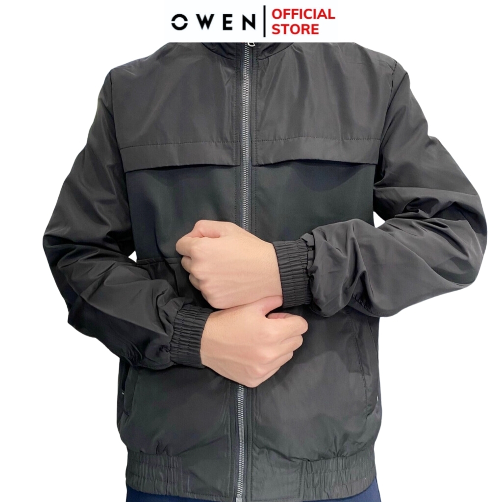 Áo khoác gió Nam Owen JK220708 jacket nhẹ 2 lớp màu đen trơn vải polyester cao cấp dáng suông cổ đứng bo tay và gấu