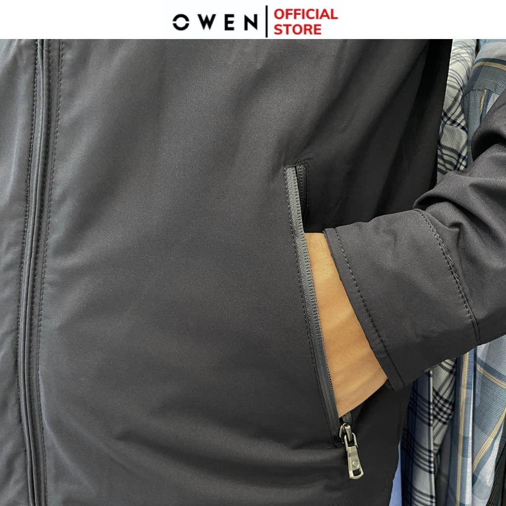 Áo khoác gió nam Owen JK221555 jacket nhẹ 2 lớp màu đen vải polyester cao cấp dáng regular fit có mũ tay chun gấu suông