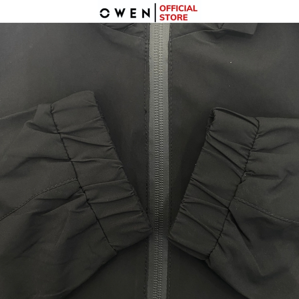 Áo khoác gió nam Owen JK221555 jacket nhẹ 2 lớp màu đen vải polyester cao cấp dáng regular fit có mũ tay chun gấu suông