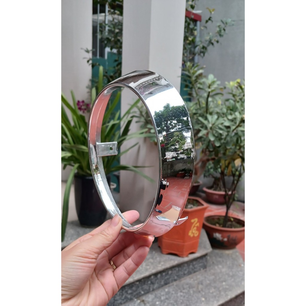 Vành đèn tròn xe điện Vespa