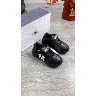 Giày quai dán cho bé size 28 sale