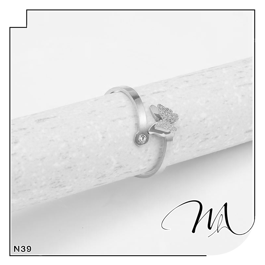 Nhẫn nữ Titan không gỉ freesize cánh bướm kim tuyến lấp lánh - Măng's House N39