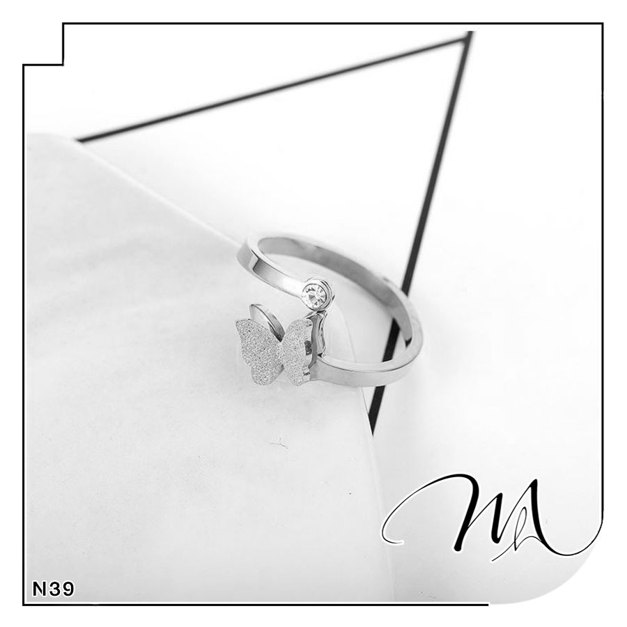 Nhẫn nữ Titan không gỉ freesize cánh bướm kim tuyến lấp lánh - Măng's House N39