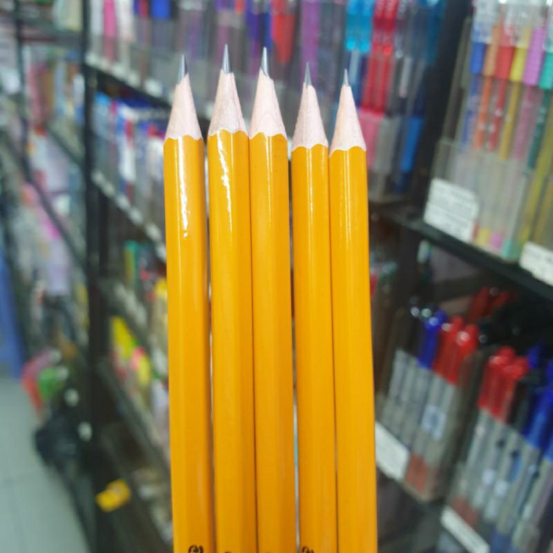 Bút chì chuốt 2B thân gổ Staedtler 134-2B