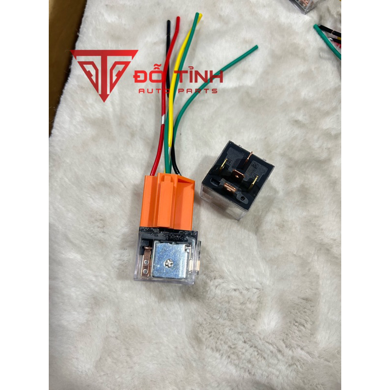 Rơ le 12v. Rơ le 24v 4-5 chân trong 100A và giắc cắm.