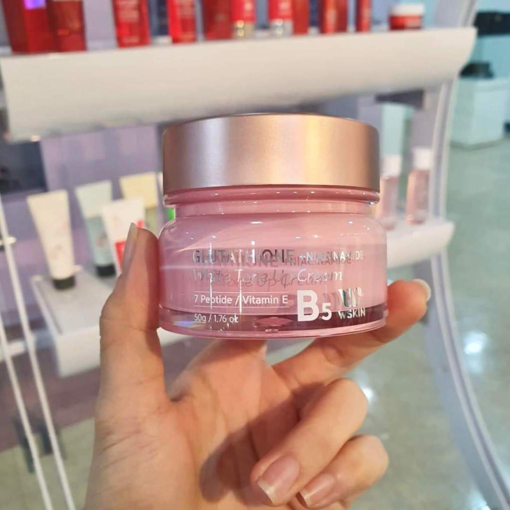 (Mẫu mới) Kem ngày, Kem Dưỡng Trắng Da Bật Tông Ban Ngày Wskin Snowise Brightening Cream 50g