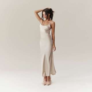 Đầm Lụa Đuôi Cá | Belle Dress | CHEN Inspired