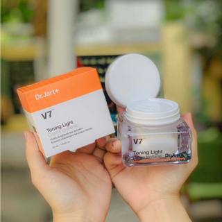 Kem Mặt V7 Toning Light Dr.Jart+ -Toning Light Và Pink Toning