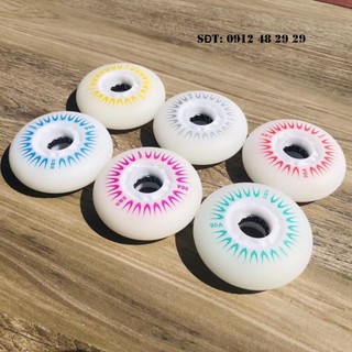 Bánh patin đèn led nhiều màu giá rẻ