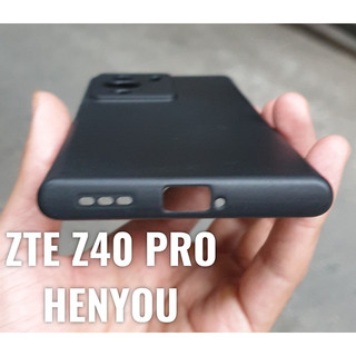 [ZTE Z40 Pro] Ốp lưng silicon dẻo đen cao cấp Henyou