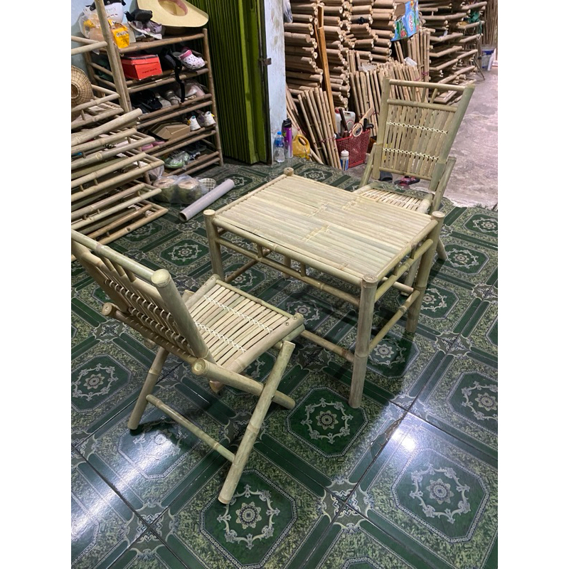 Bô bàn ghế tre ( bàn 50*70 chân đựng+2 xếp tựa)