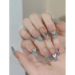 Nailbox thiết kế ombre xanh đính charm đá