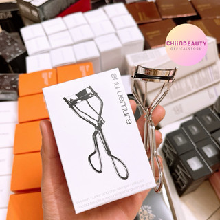 Có kèm lõi thay thế - Kẹp bấm mi Shu Uemura Eyelash Curler