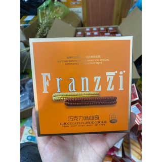 bánh franzzi