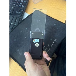 Ốp nhựa dán logo cửa hàng gắn trên bộ thẻ rung tự phục vụ