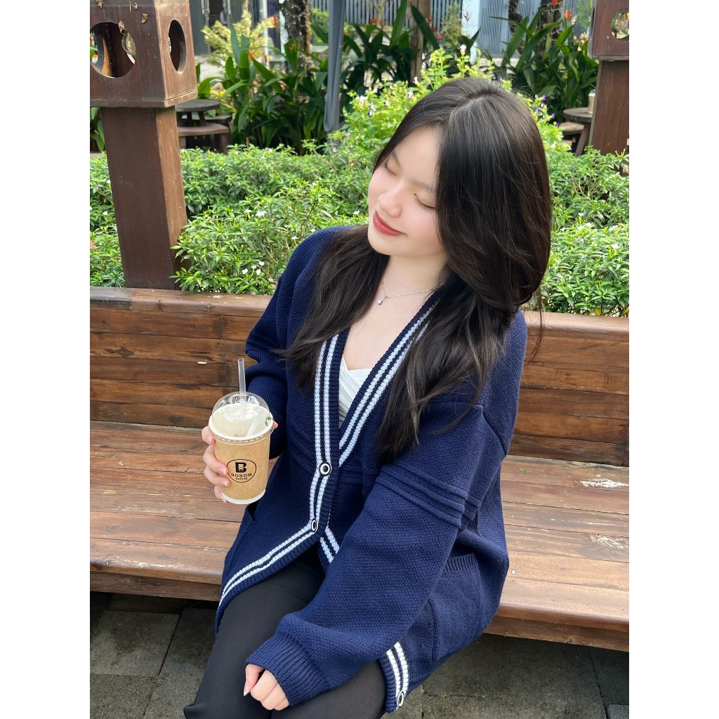 Áo Len Cardigan Local Brand Amee Studio/ Logo Thêu