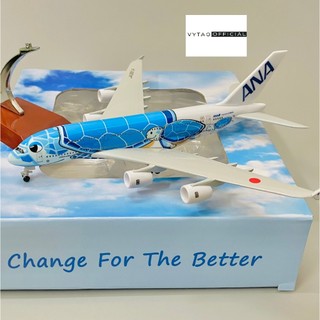 Máy Bay Mô Hình Kim Loại ANA Airbus A380 Tỉ Lệ 1:400 Hoạt Hình Rùa Biển Đúc Khuôn Có Bánh Xe + Chân Đế