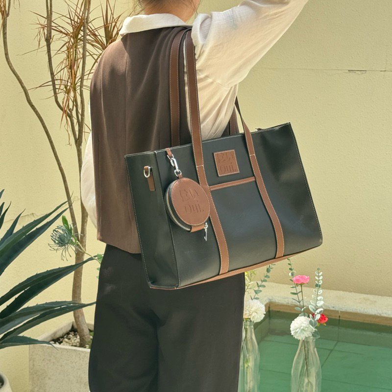 [ Tặng Ví Da Tròn Treo Túi ] Minato Leather Bag - Túi Da Thiết Kế Cao Cấp/ Túi Tote Da Laptop - OUI THEBRAND | BigBuy360 - bigbuy360.vn