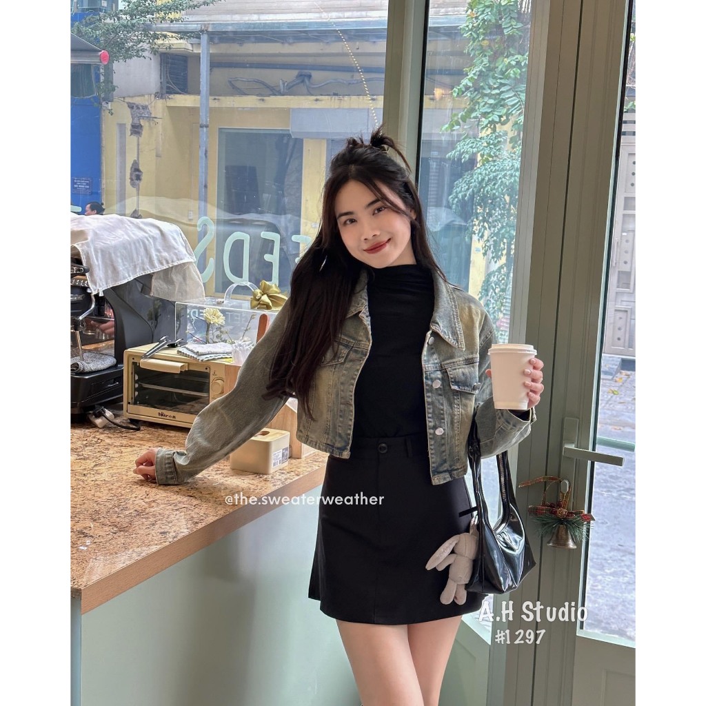 Áo khoác jean dài tay nữ dáng croptop - 247store.vn - Aojeancrt1297_P11K16