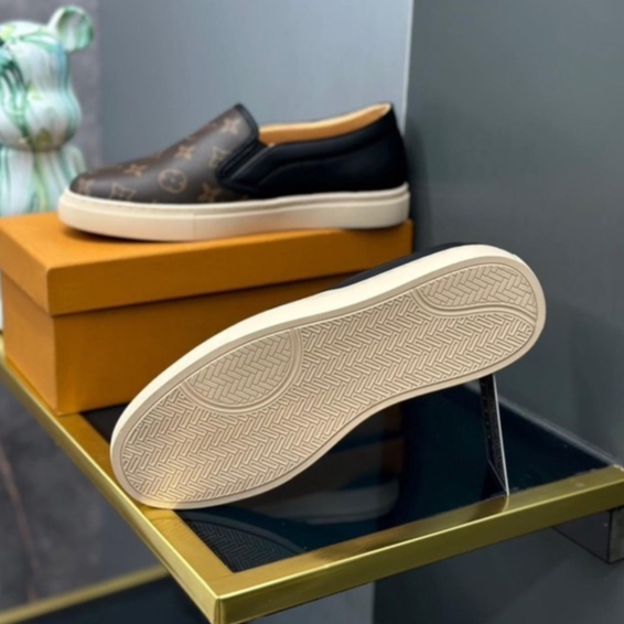 Giày slipon dior - giày lười Dior thêu đế cao su non latex êm ái