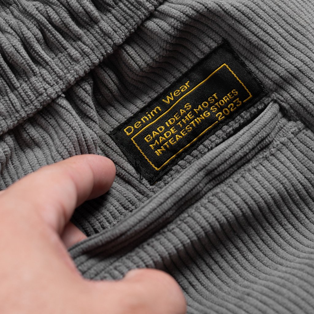 Quần Short Đùi Nam SIMPLE Chất Nhung Tăm , Màu Nâu Đậm Trẻ Trung, Cá Tính