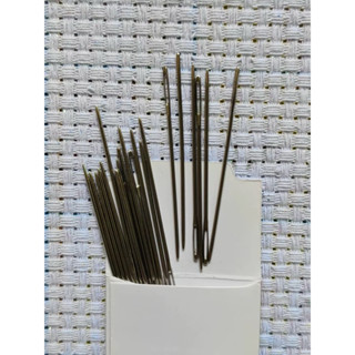 Kim BEN YEDD Size 24/26. thêu chữ thập