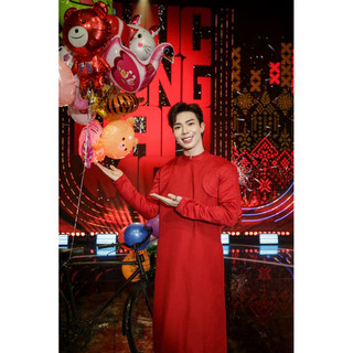 Áo dài đỏ phối tafta sần "thịnh vượng" by k honista