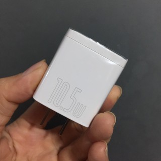 Củ sạc Baseus compact 2 Cổng USB 10.5W sạc nhanh Xs Xr Xsmax 8plus 7plus 6plus ( CCCP10UC)