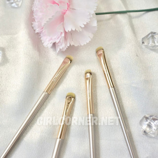 Cọ kẻ mí dưới - mí mắt feather b 302