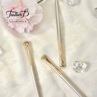 Cọ kẻ mí dưới - mí mắt Feather B 302