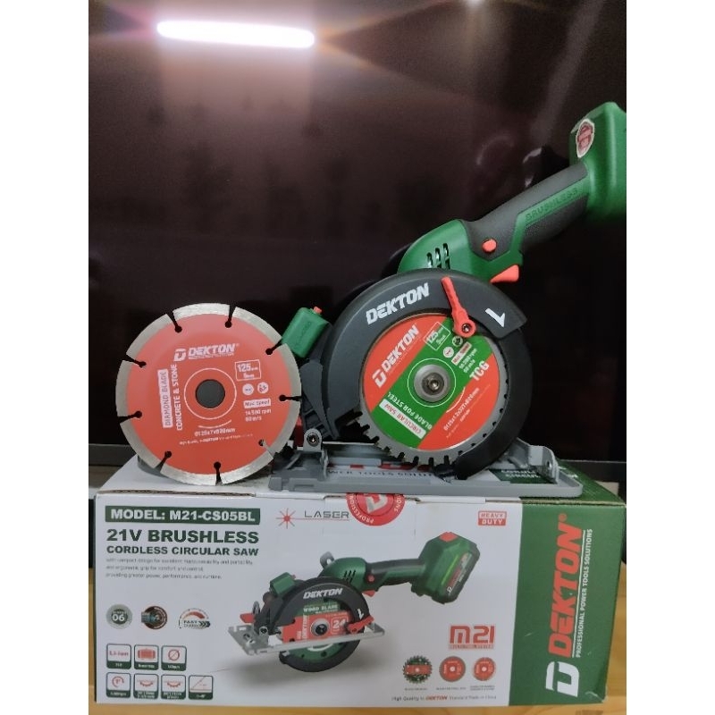 Dekton M21-CS05BL máy cắt đa năng dùng pin M21.