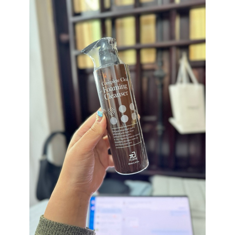 🌊SỮA RỬA MẶT HẰNG NGÀY 🌊 𝗖𝗼𝗺𝗽𝗹𝗲𝘁𝗲 𝗖𝗹𝗲𝗮𝗿 𝗙𝗼𝗮𝗺𝗶𝗻𝗴 𝗖𝗹𝗲𝗮𝗻𝘀𝗲𝗿 𝗣𝗶𝗼𝗻 𝗧𝗲𝗰𝗵💦💦