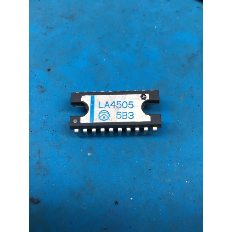 LA4505 ic công suất âm thanh (hàng zin mới)