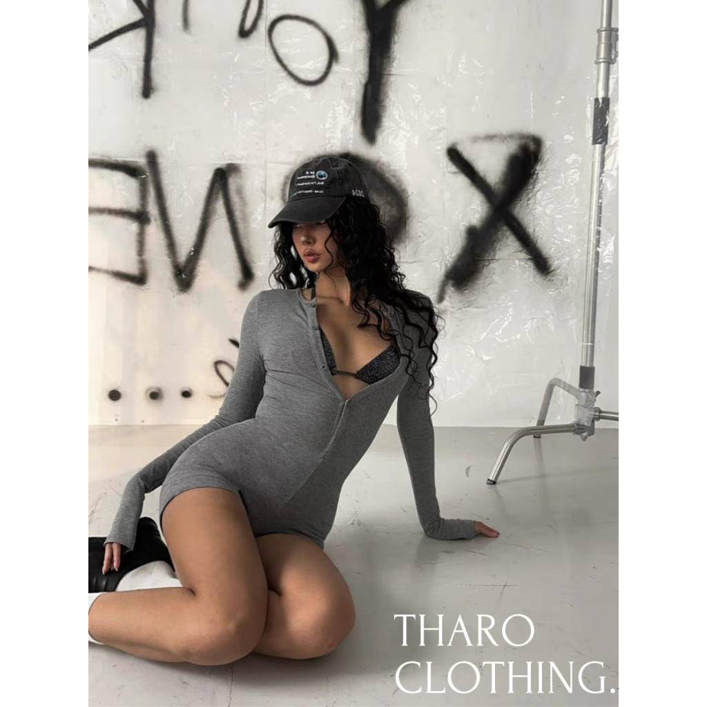 Jumpsuit Đùi Tay Dài, Đính Nút - Tharo Clothing [AO00173]