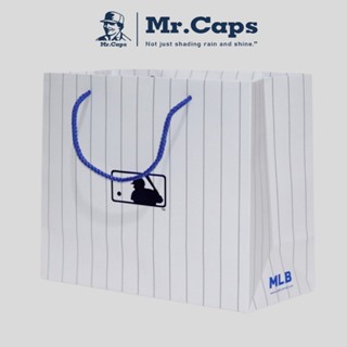 Túi giấy có quai MLB đựng mũ nón - Quà tặng khi mua kèm mũ nón tại MrCaps Store