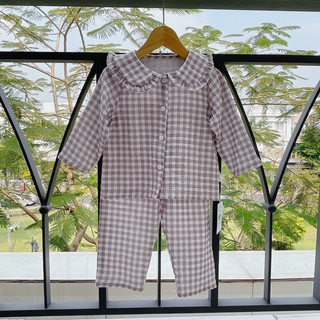 Pijama bé gái xô muslin dài tay cổ sen viền bèo
