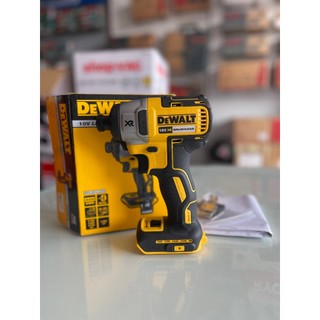 Máy Bắn Vít Dewalt DCF887N-KR (Không pin sạc)