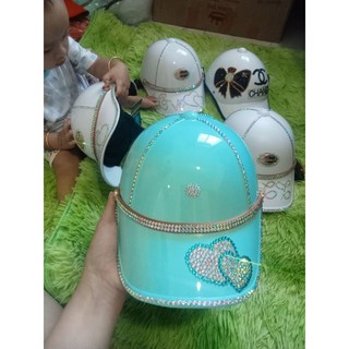 Nón bảo hiểm màu Xanh đính đá