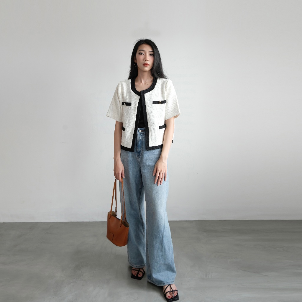 Áo khoác vải tweed ngắn tay phối viền đen, phong cách tối giản Oui Tweed | THEJSTUDIO